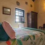 Peaceful Holiday Home Near Vega De San Mateo