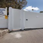Confortable Bungalow With Views