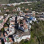 Moyera Home