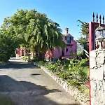 Finca Madroñal with Pool in Gran Canaria