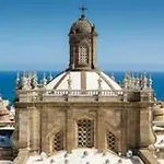 Sleep By The Sea - Las Canteras