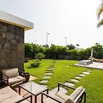 Bungalows Cordial Macaro Beach