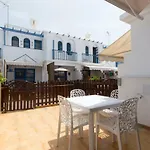 Bungalow With Terrace Near The Beach