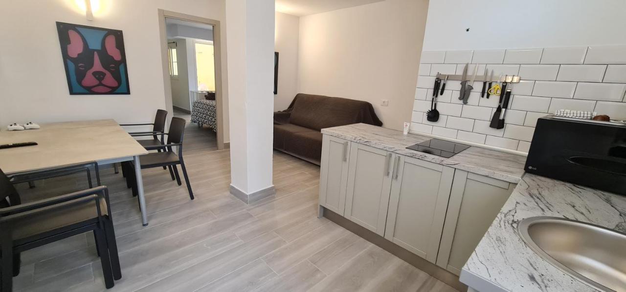 Apartamento Modern Close To Beach. *