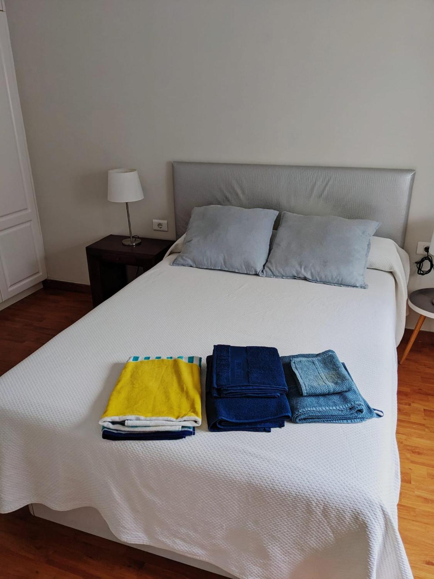 Apartment 2 Double Bedroom 150 Meters From Beach. Las Palmas de Gran Canaria