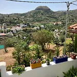 La Casa De Arriba, Tradicional Countryside Home In Teror, Gran Canaria
