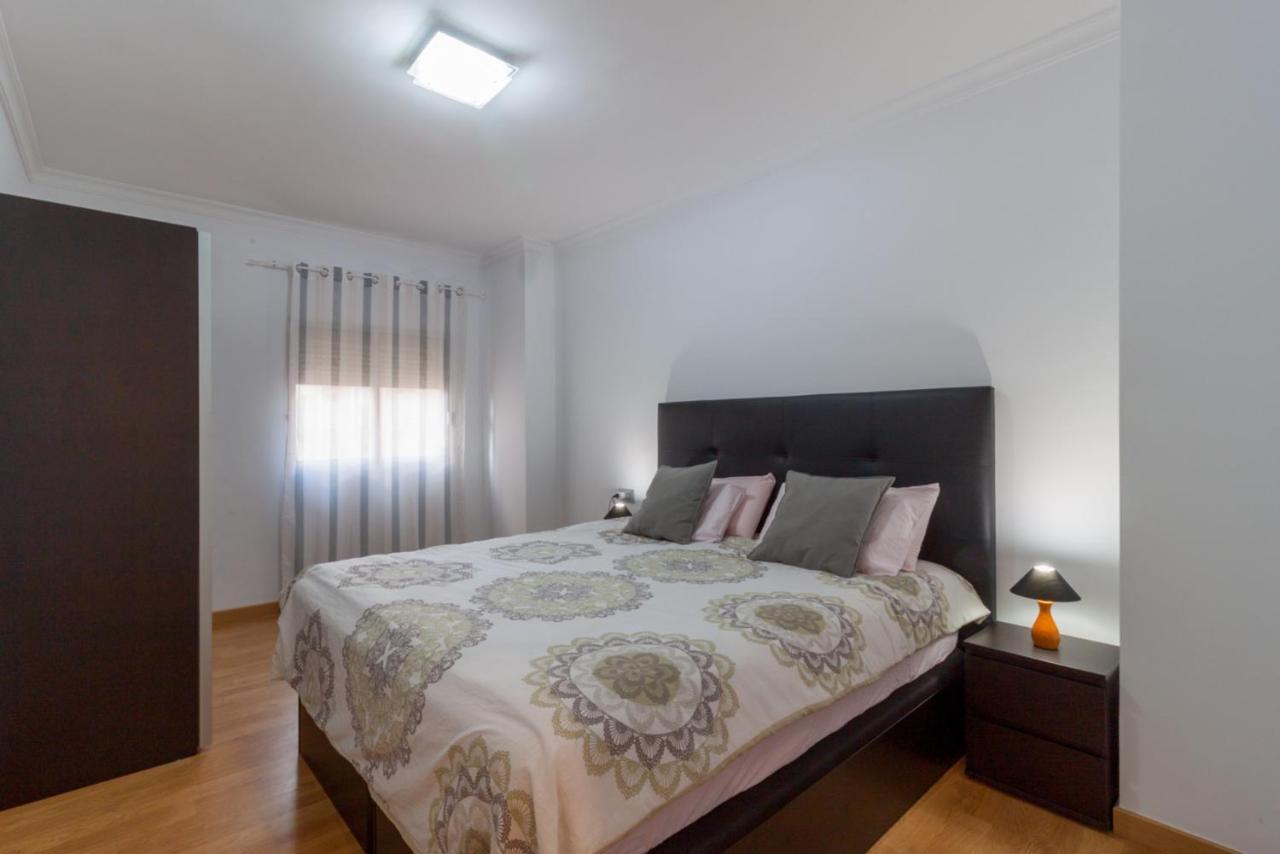 Apartment Spacious In A Residential Area *